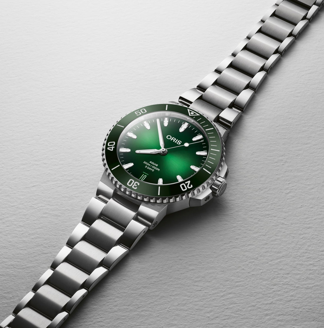 Oris Aquis Date 01 400 7790 4157-07 8 23 02PEB