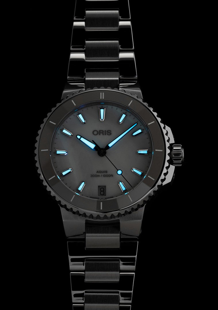 Oris Aquis Date 01 733 7792 4151-07 8 19 05P