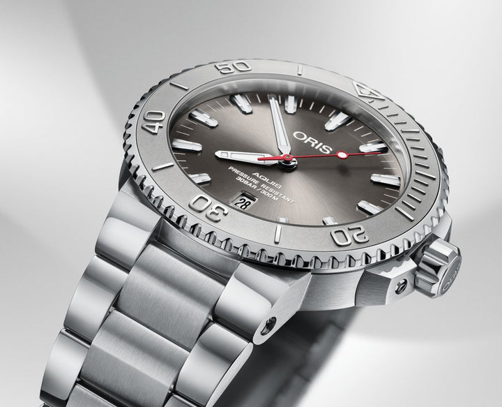 Oris Aquis Date Relief 01 733 7730 4153-07 8 24 05PEB