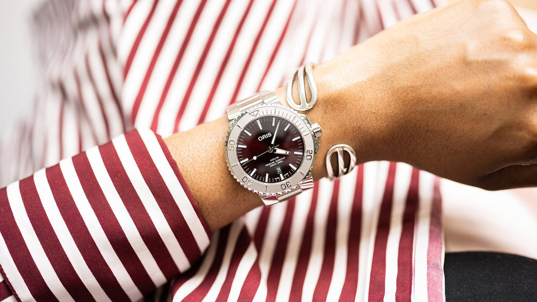 Oris Aquis Date Relief Cherry Dial 01 733 7766 4158-07 8 22 05PEB