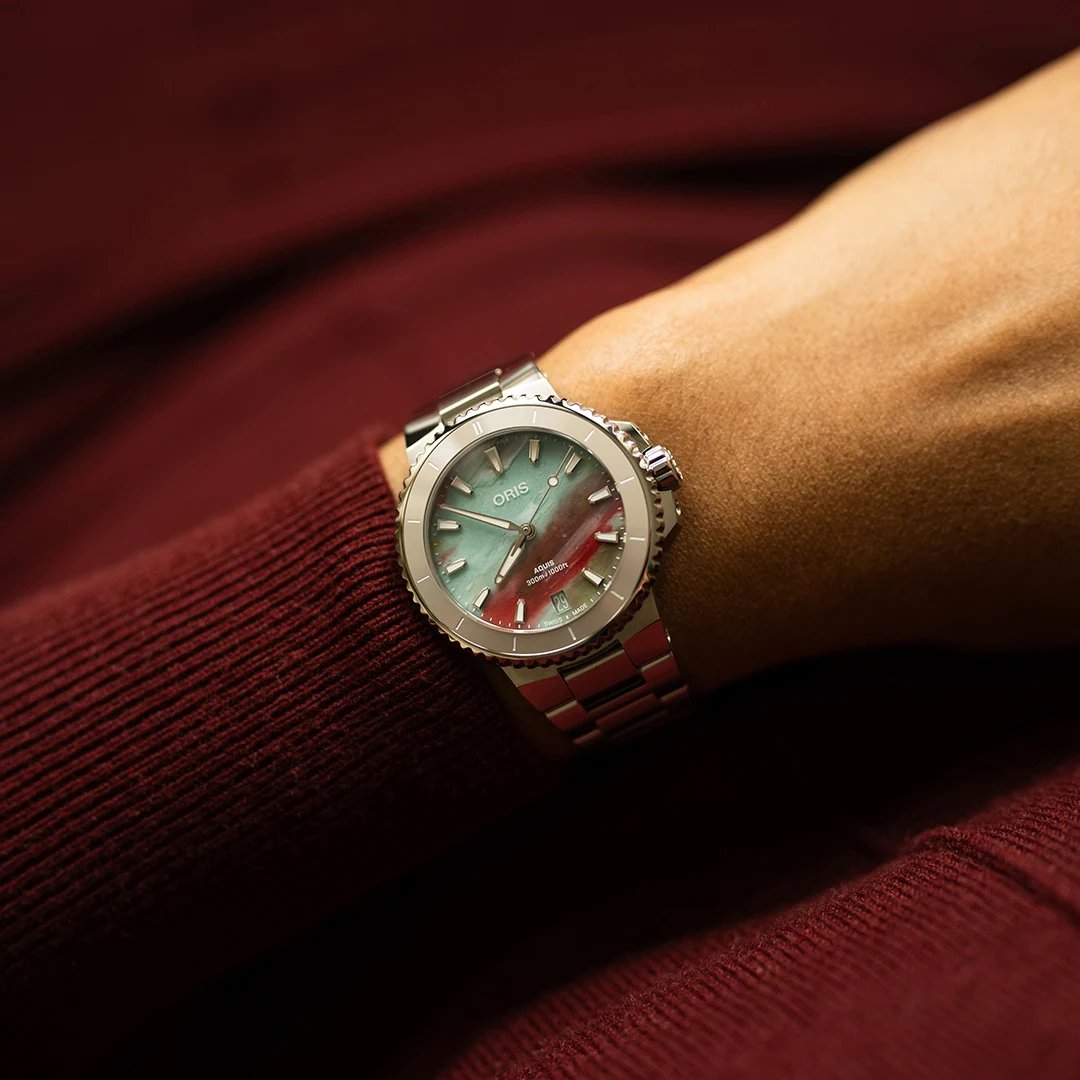 Oris Aquis Date Upcycle 01 733 7792 4150-07 8 19 05P