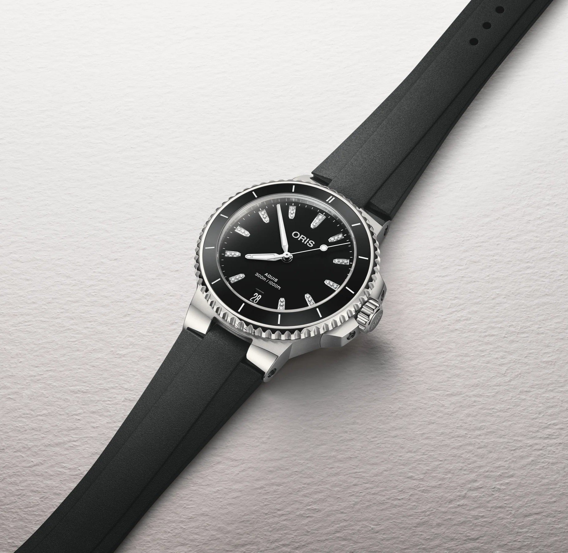 Oris Aquis Date Diamonds 01 733 7792 4194-07 4 19 64FC
