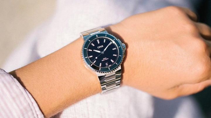 Oris Aquis Date Diamonds 01 733 7792 4194-07 8 19 05P