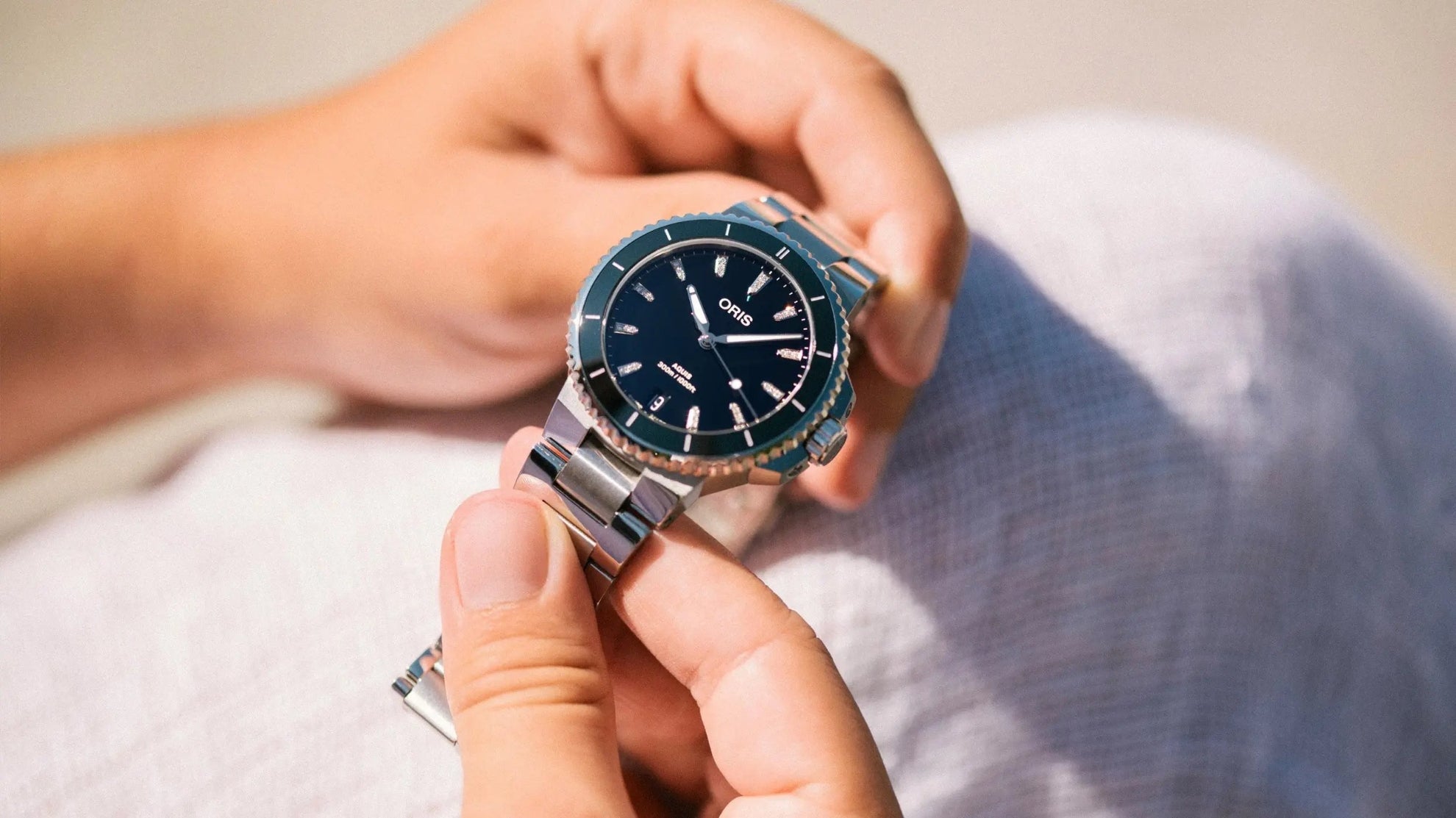 Oris Aquis Date Diamonds 01 733 7792 4194-07 8 19 05P