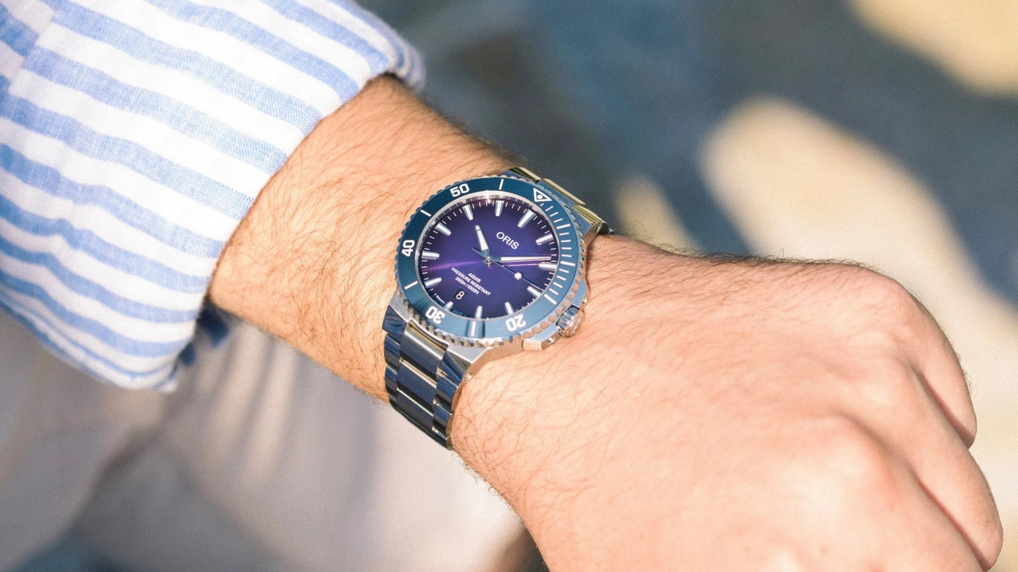 Oris Aquis Date Taste of Summer 01 733 7789 4158-07 8 23 04PEB