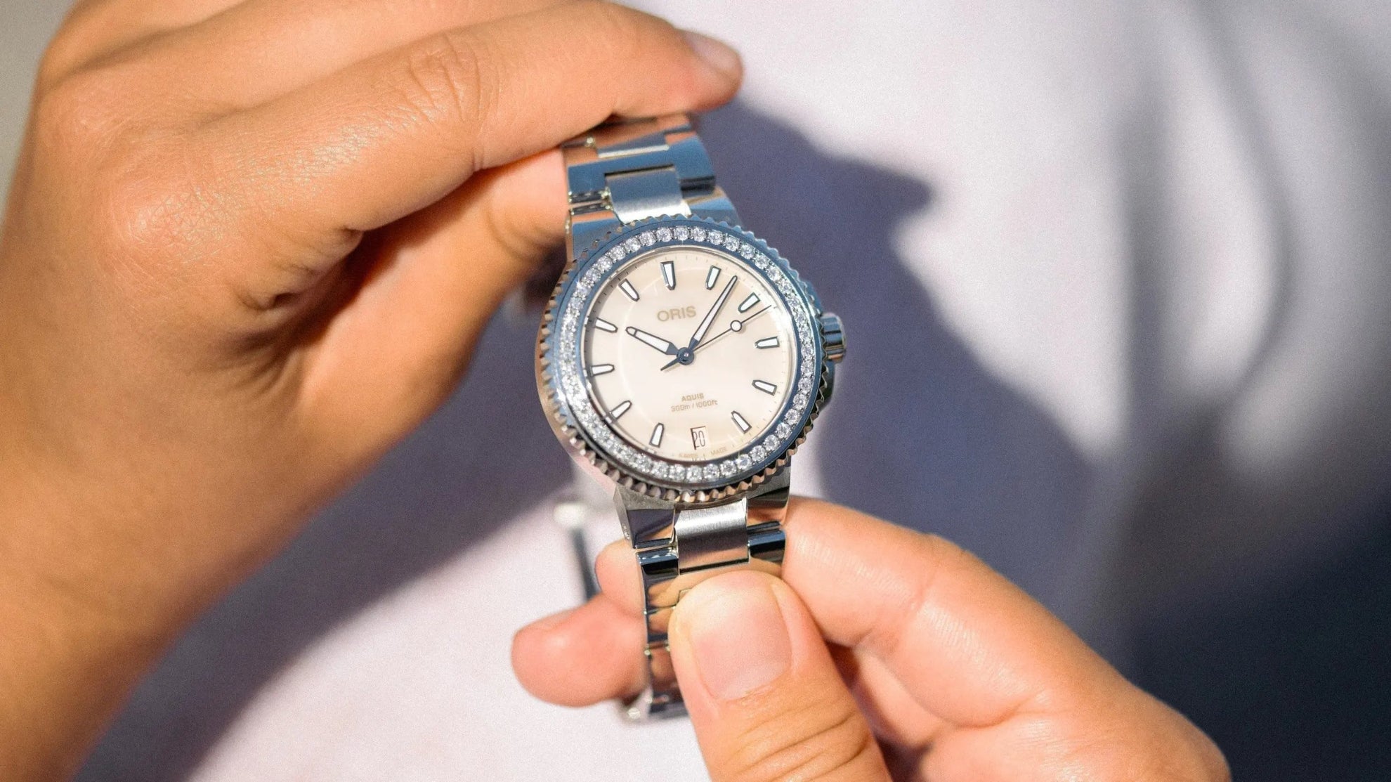 Oris Aquis Date Diamonds 01 733 7792 4956-07 8 19 05P