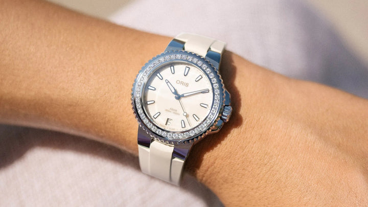 Oris Aquis Date Diamonds 01 733 7792 4956-07 4 19 61FC