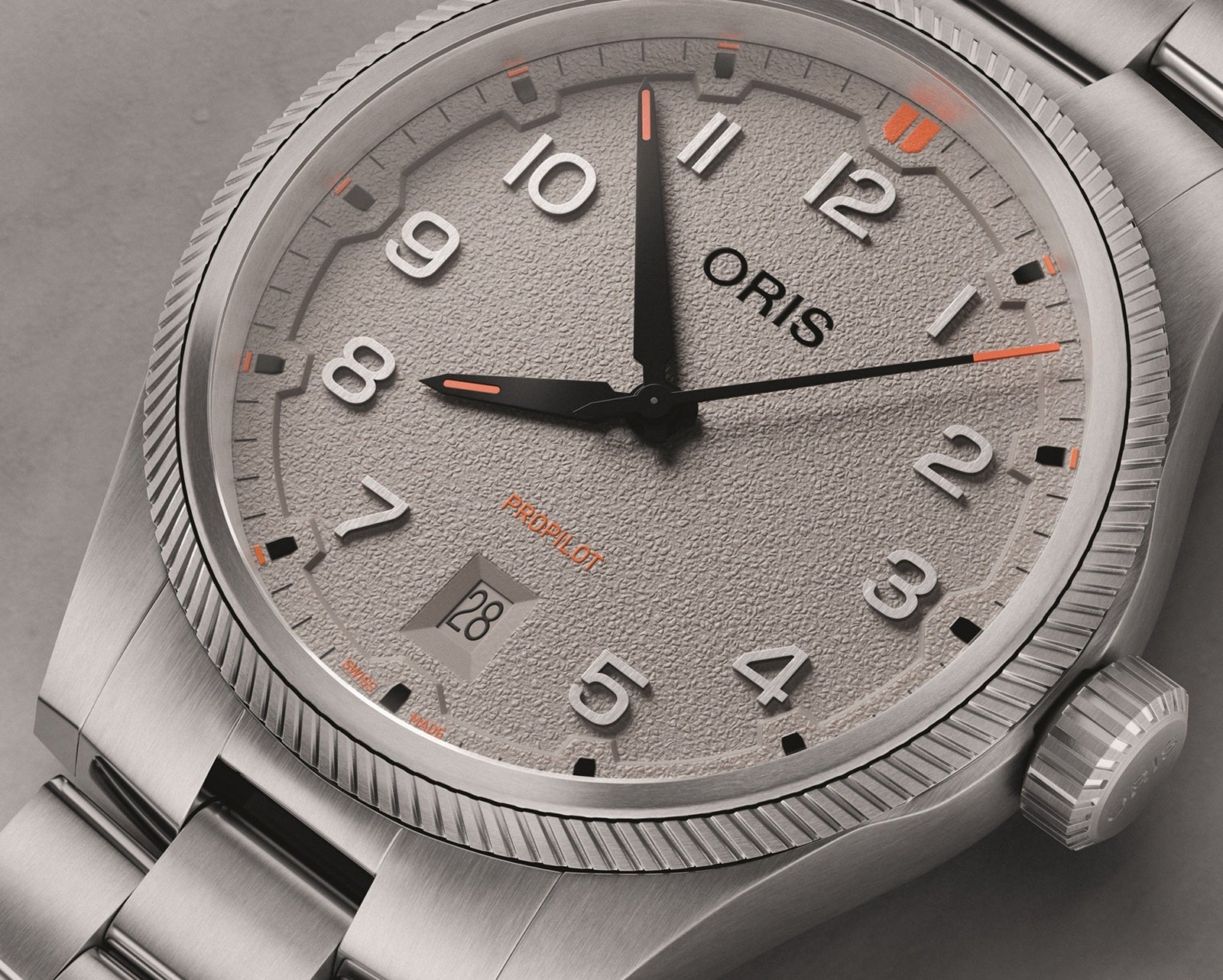 Oris ProPilot Date Chalk 01 733 7805 4163-07 8 20 04LC