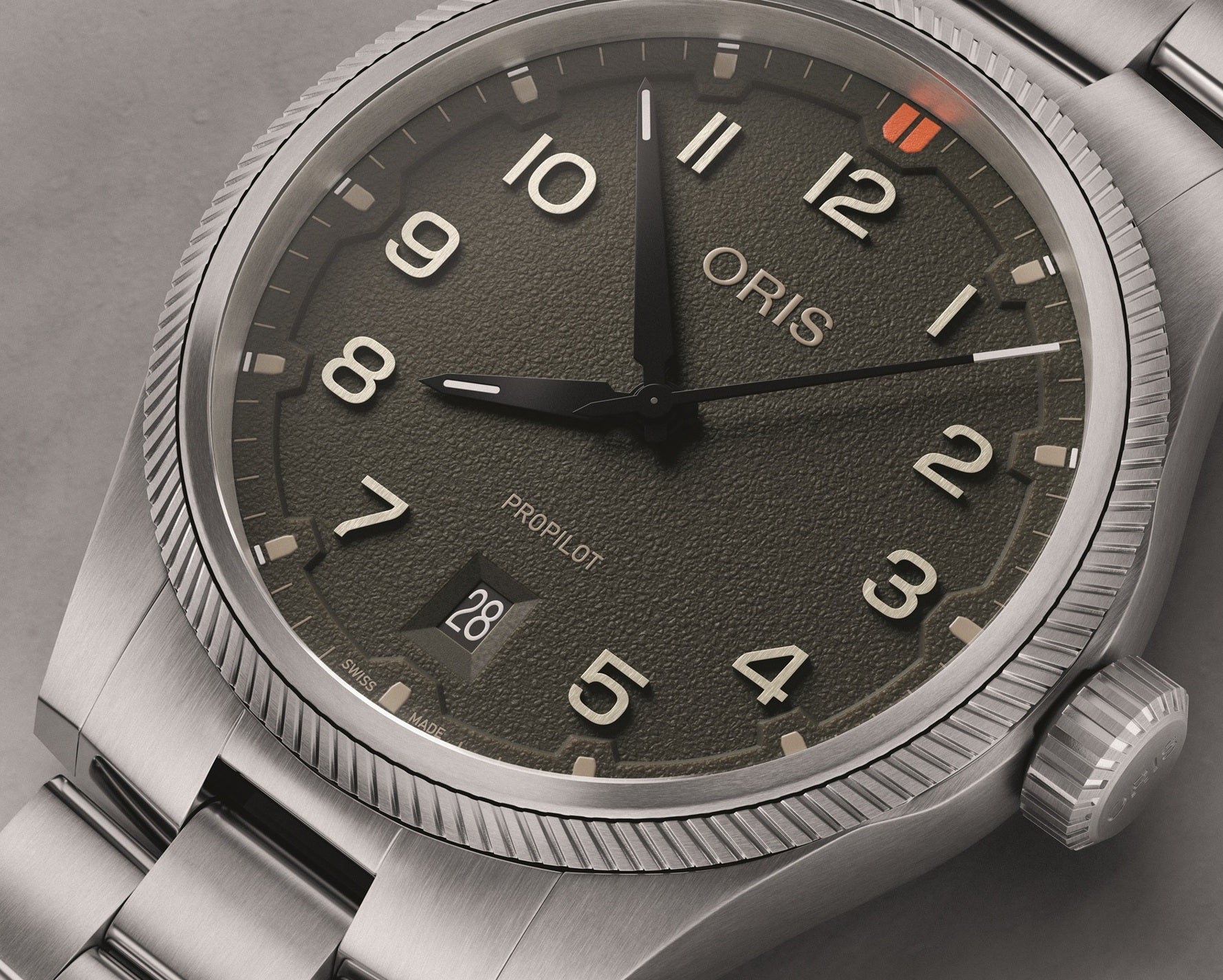 Oris ProPilot Date Moss 01 733 7805 4167-07 8 20 04LC