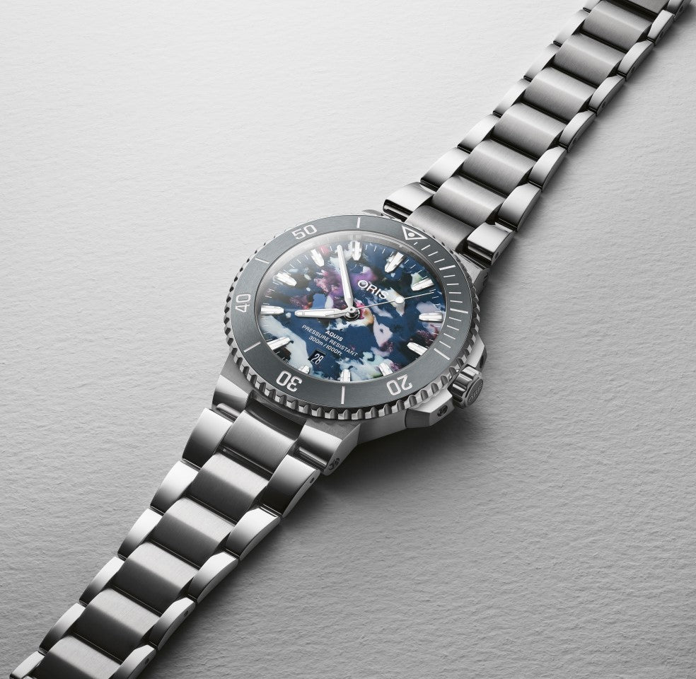 Oris Aquis Date Upcycle 01 733 7787 4150-07 8 22 04PEB