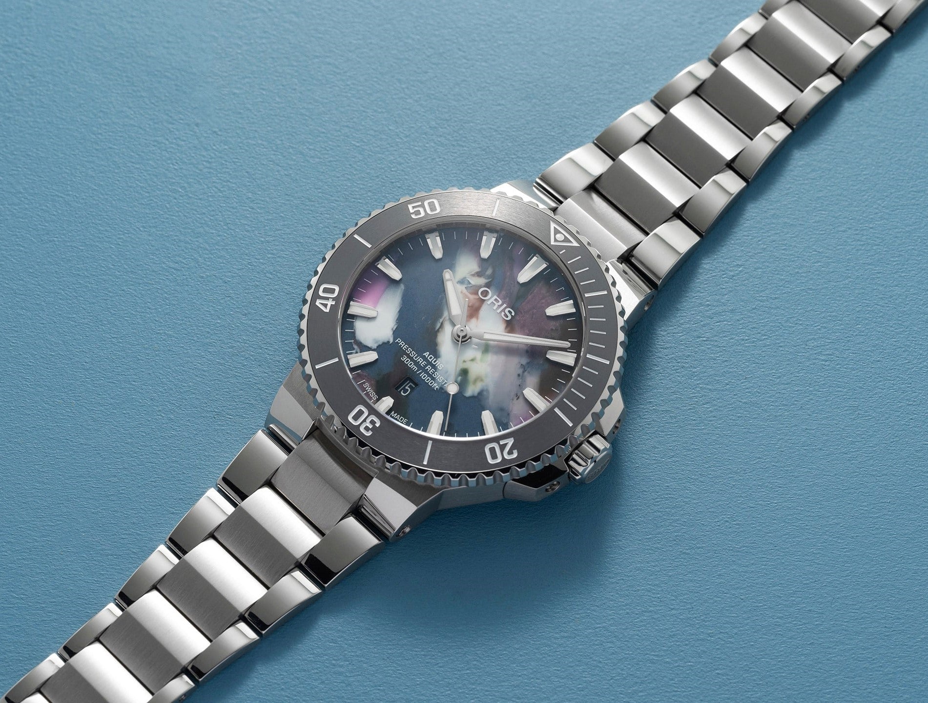 Oris Aquis Date Upcycle 01 733 7789 4150-07 8 23 04PEB