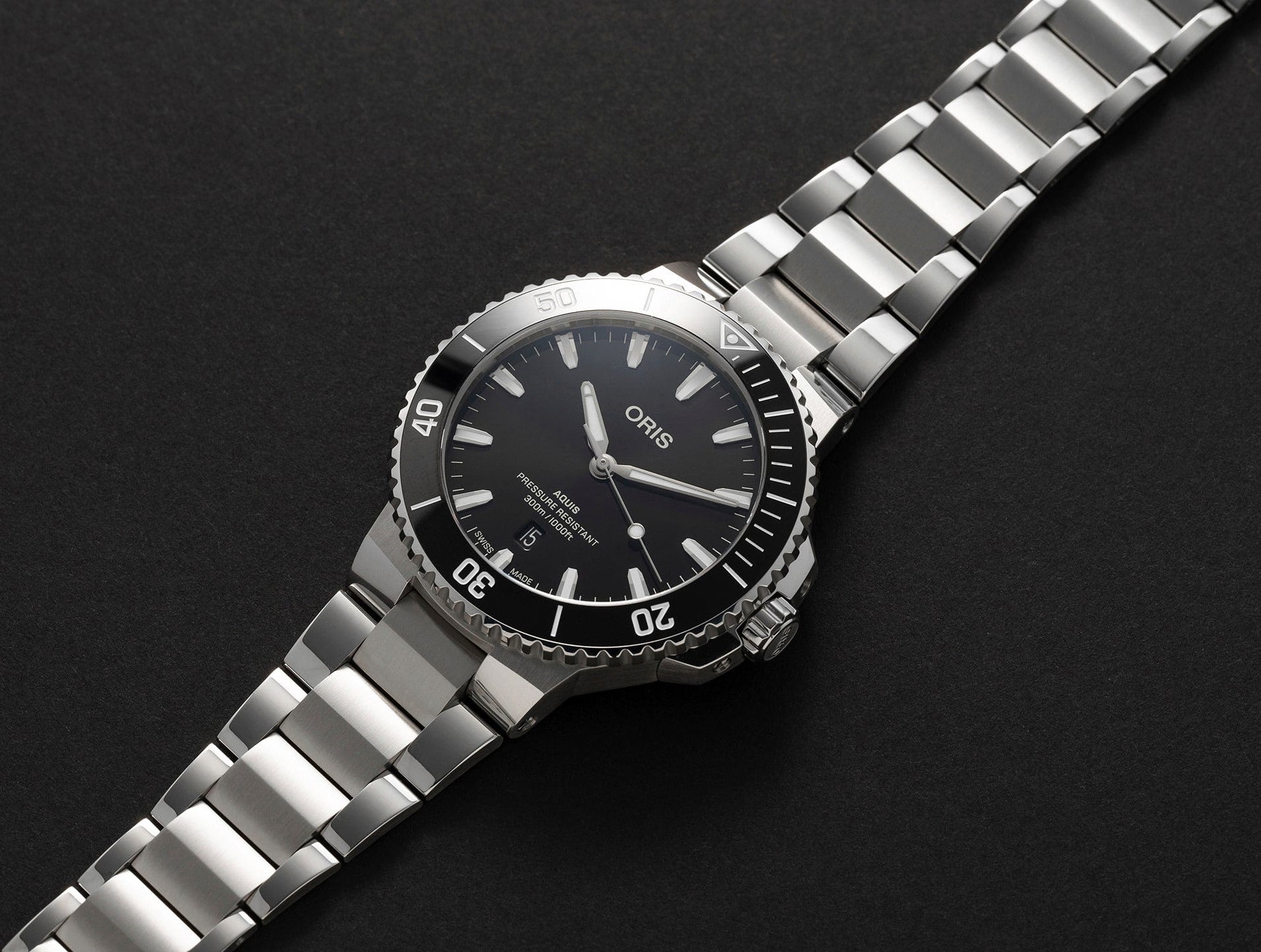 Oris Aquis Date 01 733 7789 4154-07 8 23 04PEB