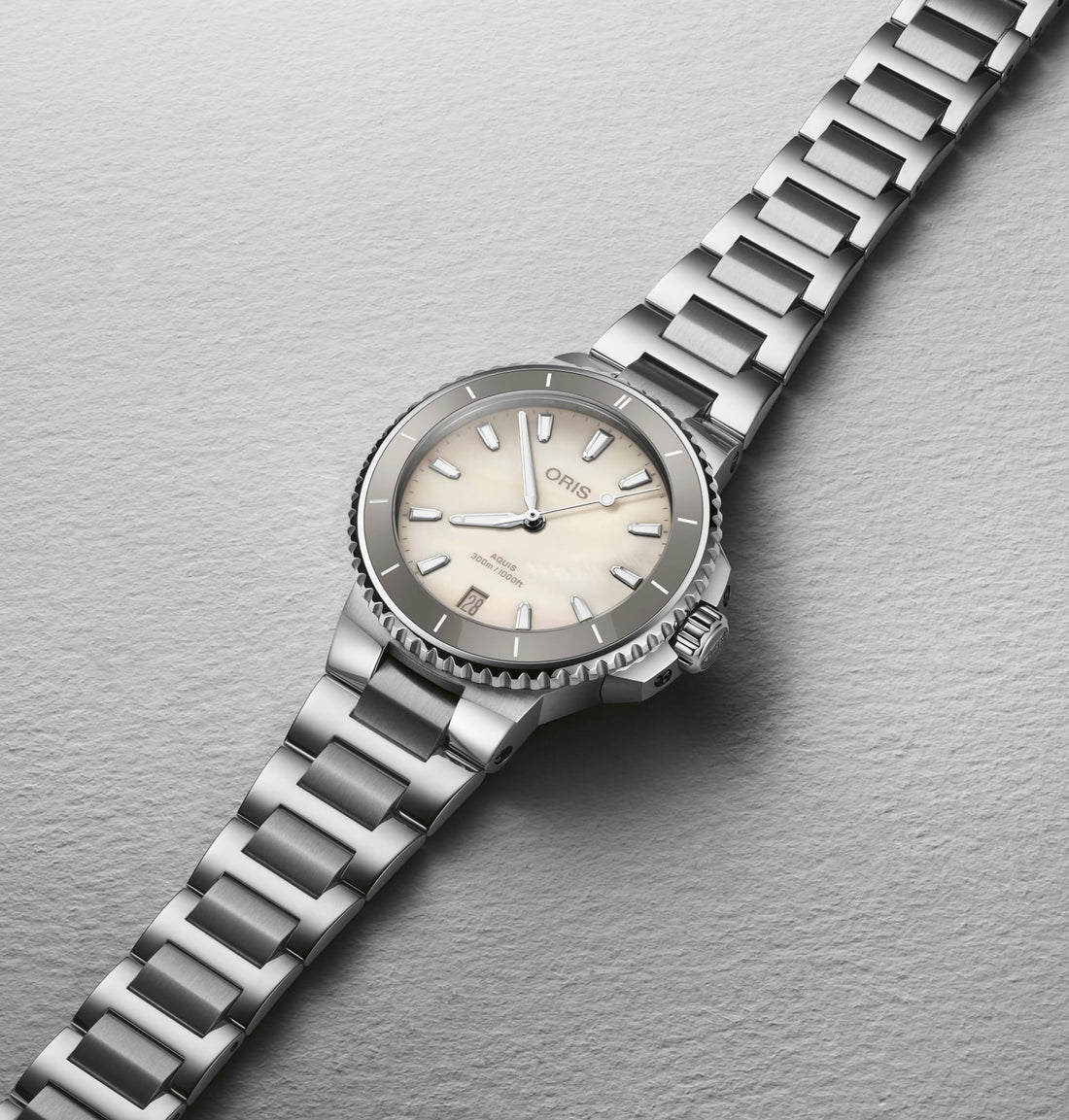 Oris Aquis Date 01 733 7792 4151-07 8 19 05P