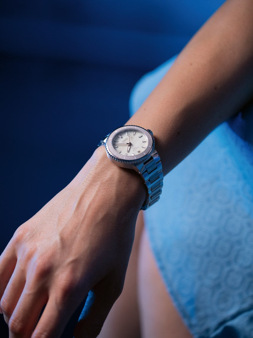 Oris Aquis Date 01 733 7792 4151-07 8 19 05P