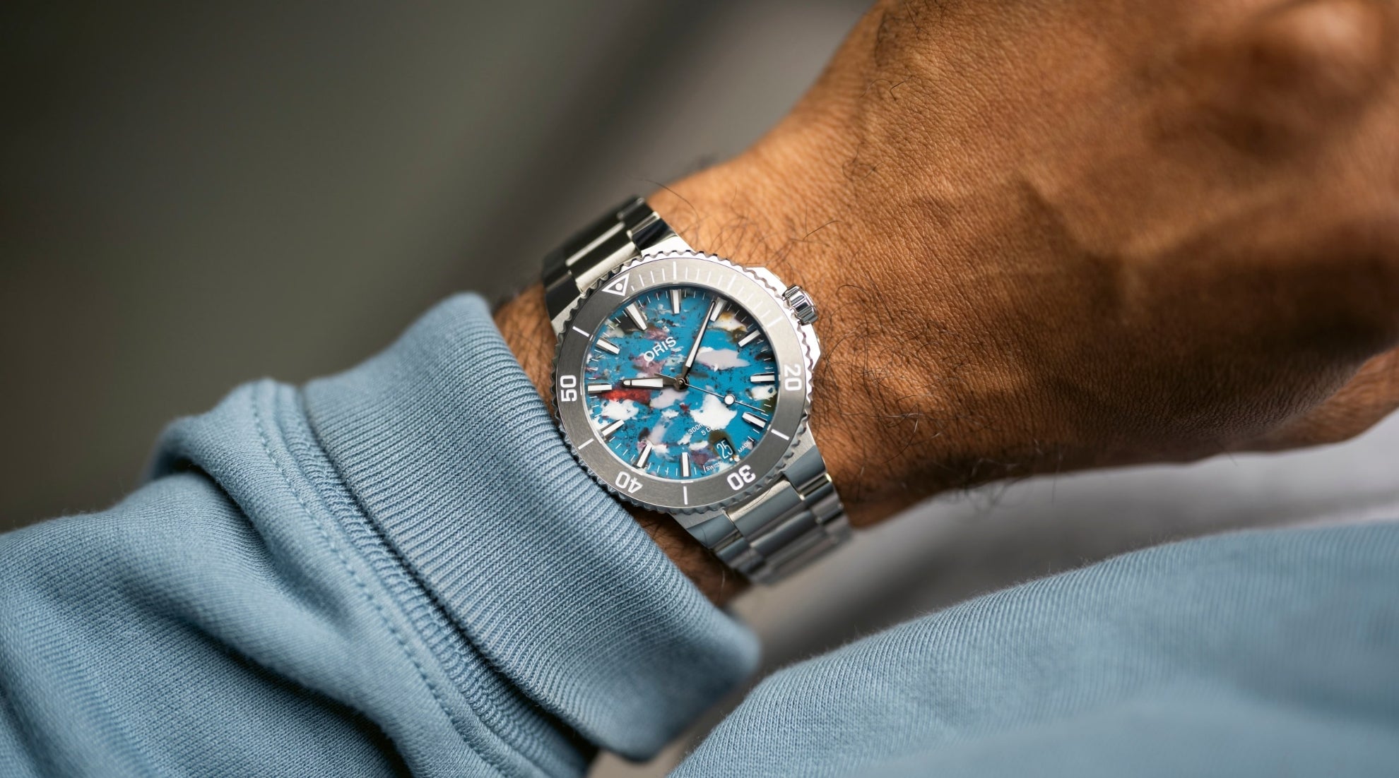 Oris Aquis Date Upcycle 01 400 7790 4150-07 8 23 02PEB