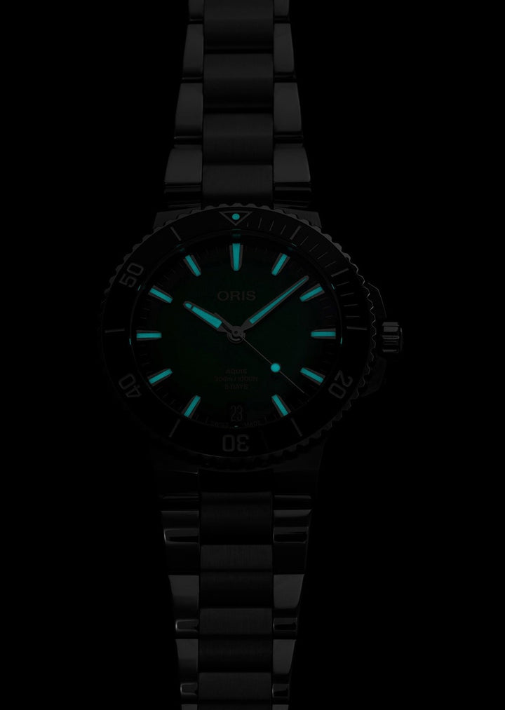 Oris Aquis Date 01 400 7790 4157-07 8 23 02PEB