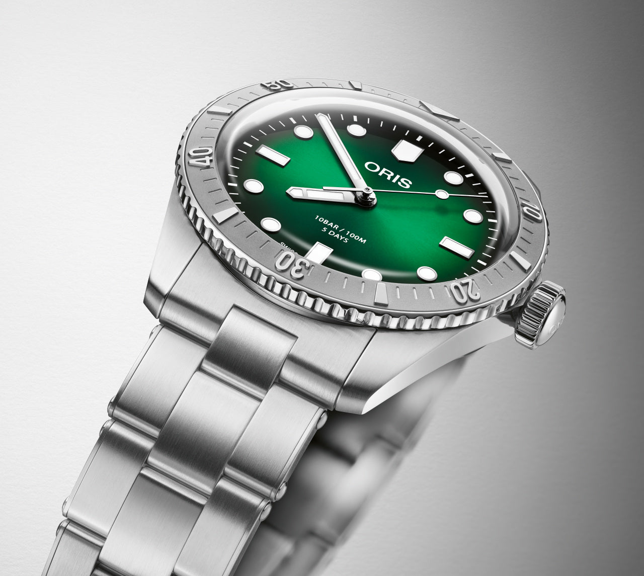 Oris Divers Sixty-Five 12H Calibre 400 01 400 7774 4057-07 8 19 18