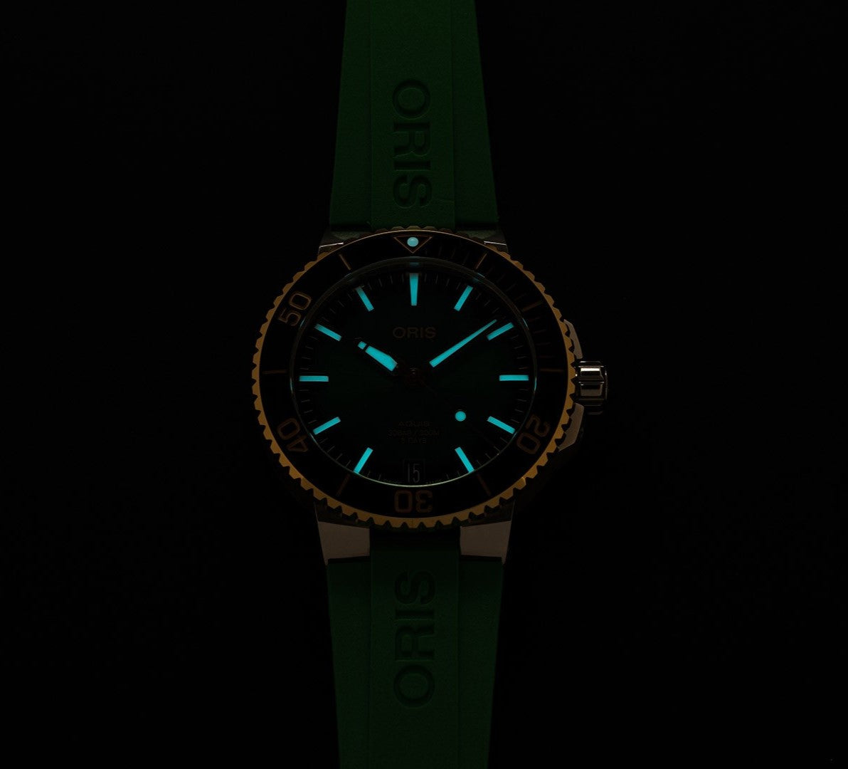Oris Aquis Date Calibre 400 01 400 7769 6357-07 4 22 77FC