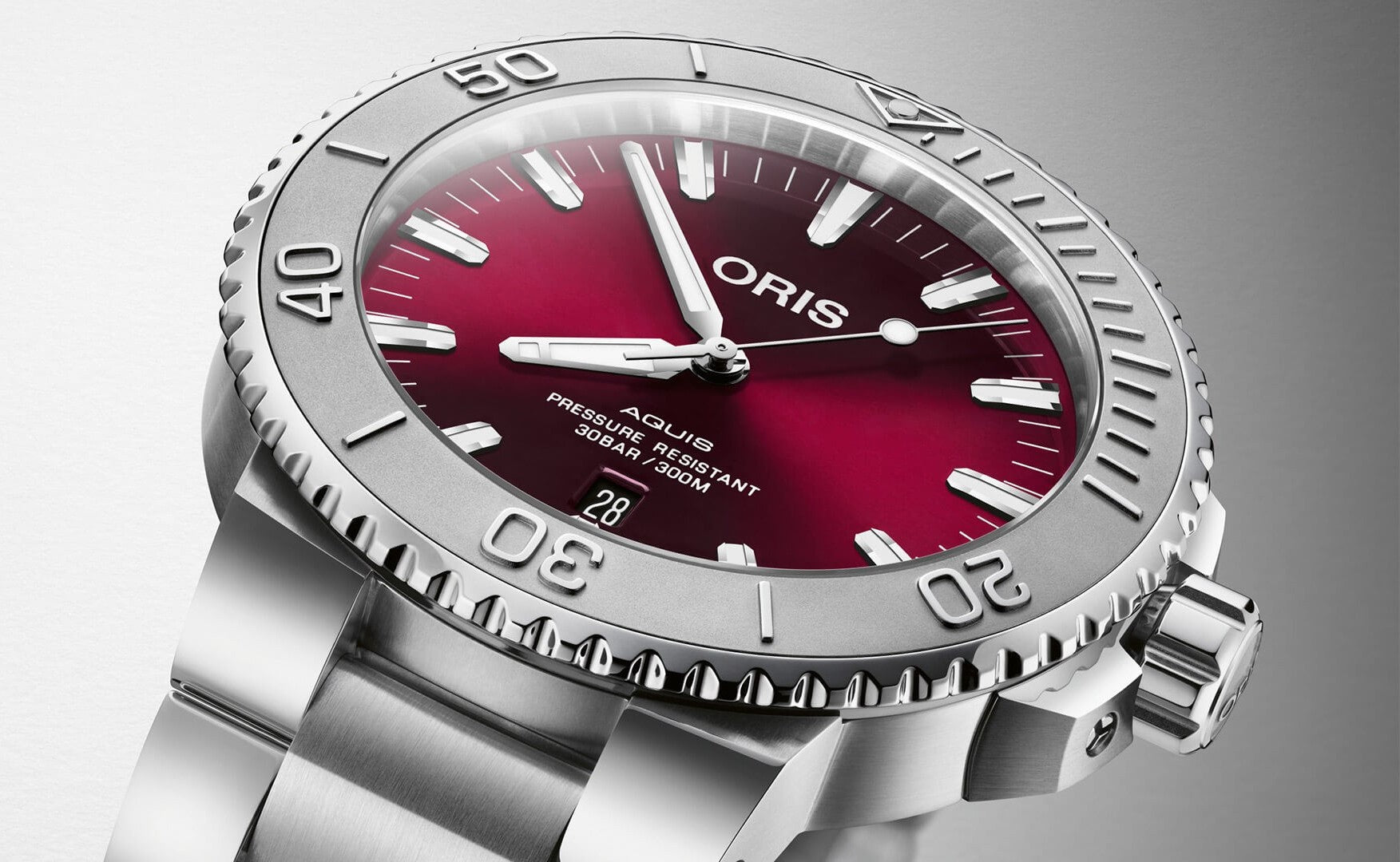 Oris Aquis Date Relief Cherry Dial 01 733 7730 4158-07 8 24 05PEB