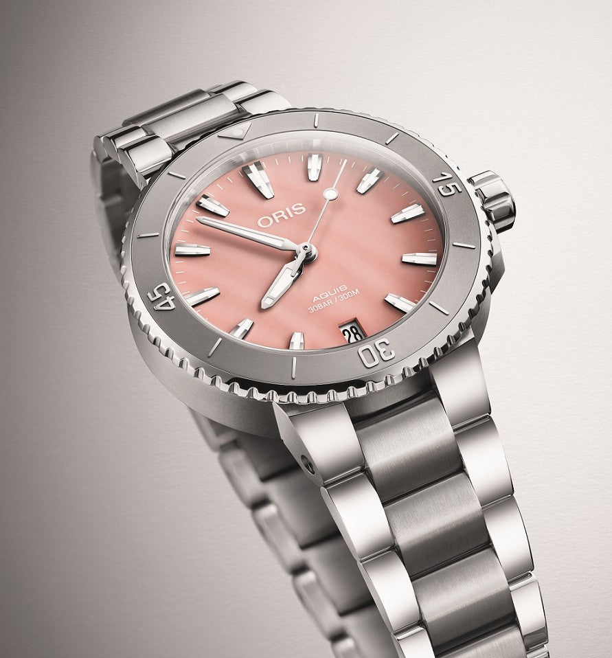 Oris Aquis Date 01 733 7770 4158-07 8 18 05P