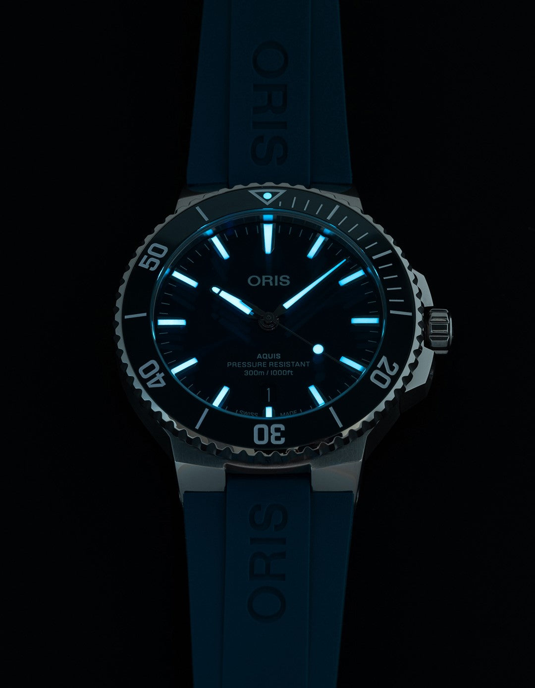 Oris Aquis Date 01 733 7787 4135-07 4 22 35FC