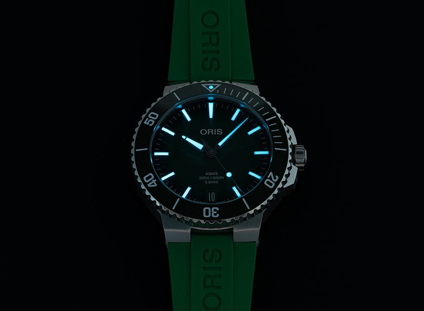 Oris Aquis Date 01 400 7790 4157-07 4 23 47EB