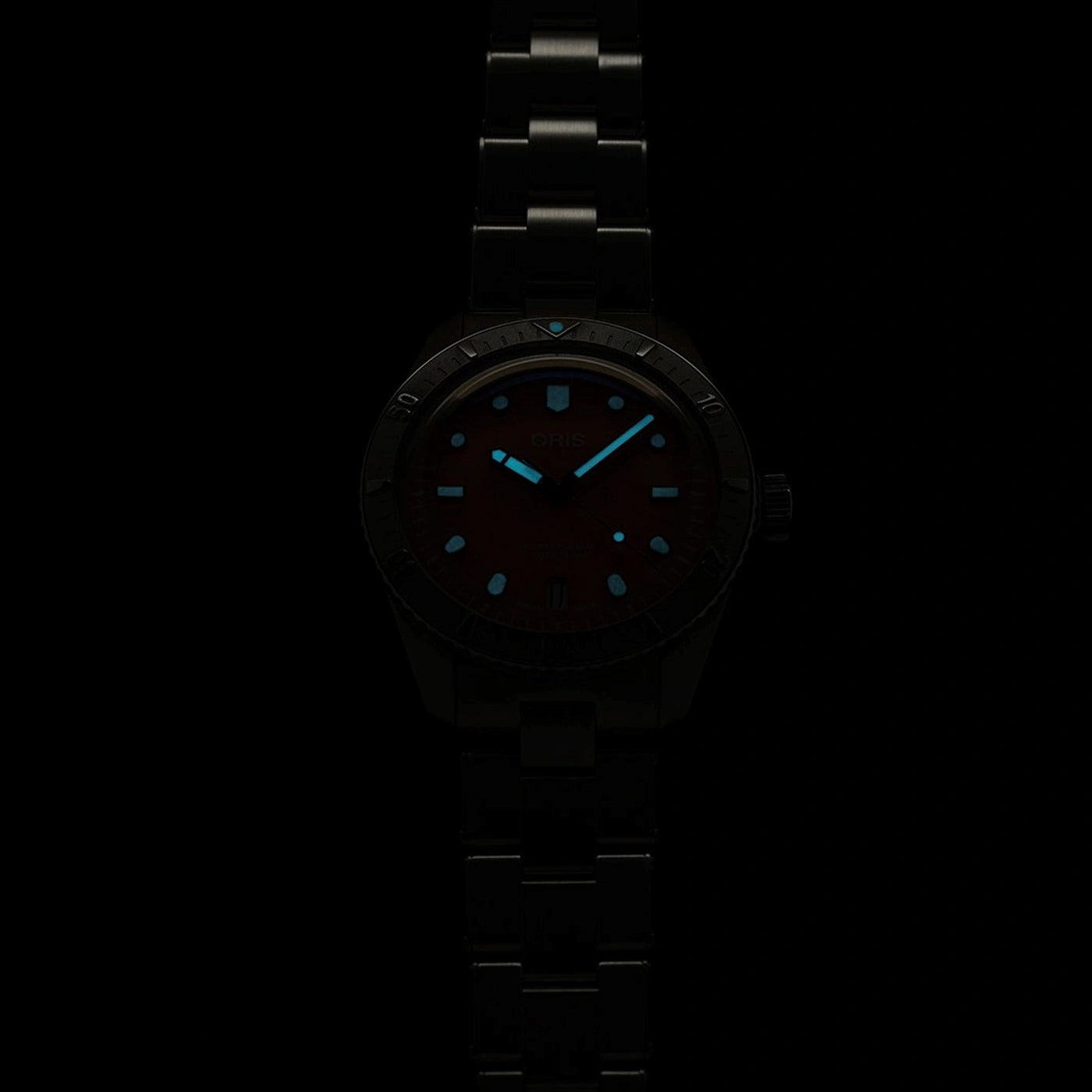 Oris Divers Sixty-Five ‘Cotton Candy’ 01 733 7771 4058-07 8 19 18